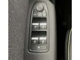 Renault Captur (2024) thumbnail 29