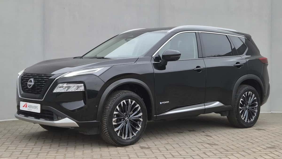 Nissan X-Trail (2024) — foto 1