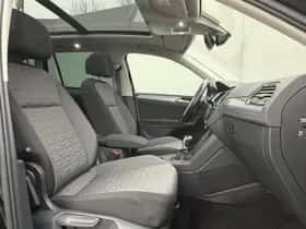 Volkswagen Tiguan (2022) thumbnail 49
