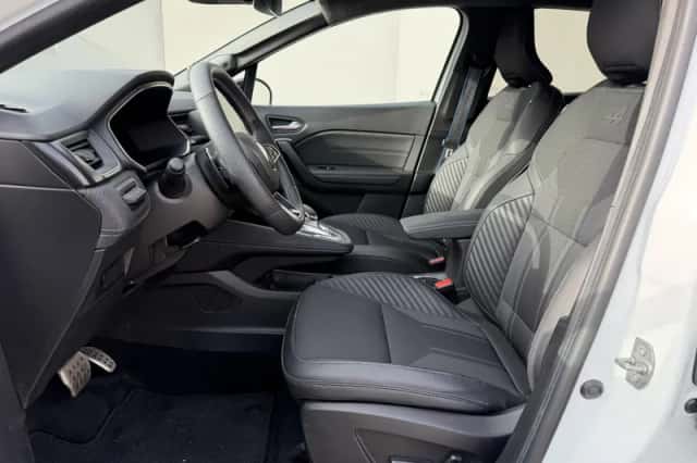 Renault Captur (2024) thumbnail 9