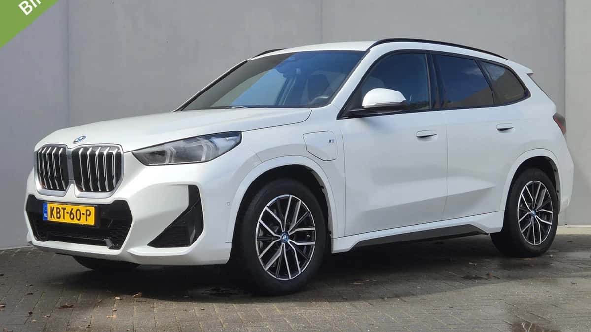 BMW X1 (2024) — foto 1
