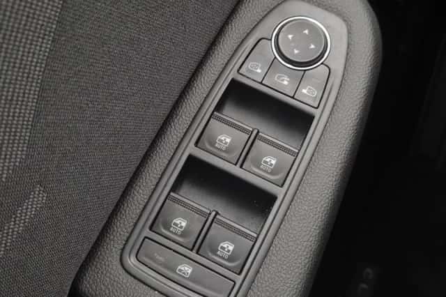 Renault Clio (2024) thumbnail 25