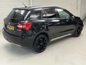 Suzuki S-Cross (2019) thumbnail 3