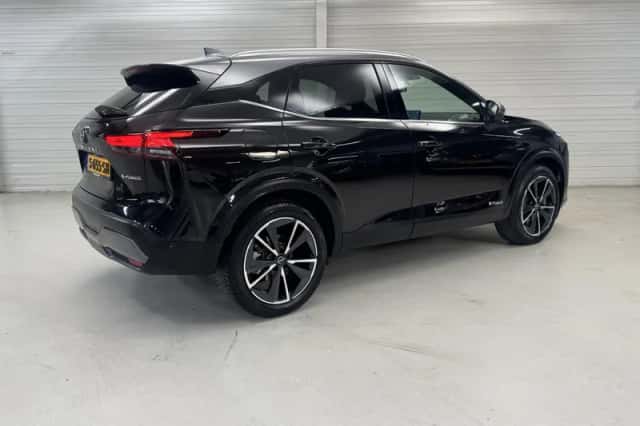 Nissan Qashqai (2023) thumbnail 2