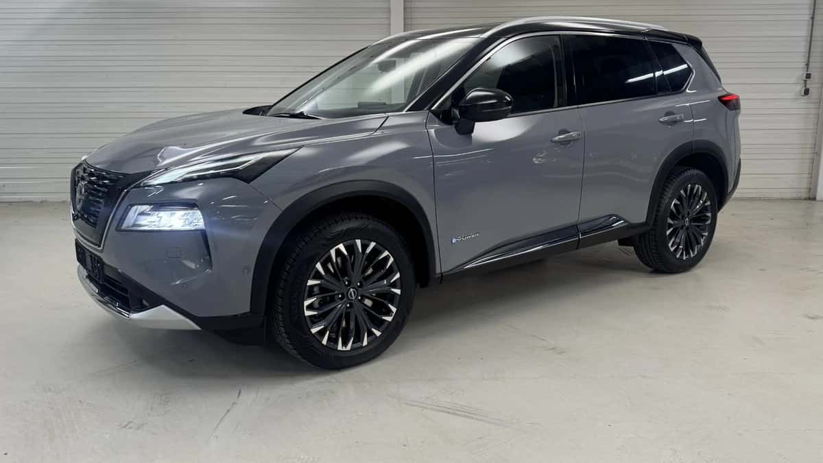 Nissan X-Trail (2025) — foto 1