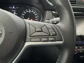 Nissan X-Trail (2018) thumbnail 11