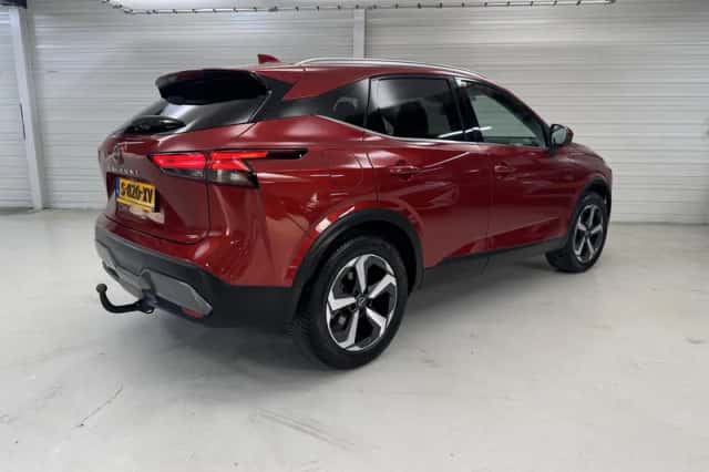 Nissan Qashqai (2023) thumbnail 3