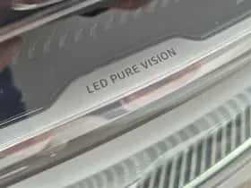 Renault Mégane E-Tech (2022) thumbnail 25