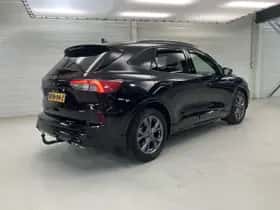 Ford Kuga (2020) thumbnail 3