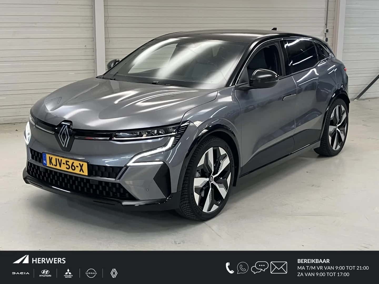 Renault Mégane E-Tech (2023) — foto 1