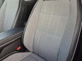 Renault Mégane E-Tech (2023) thumbnail 25