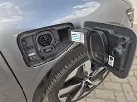 Renault Mégane E-Tech (2023) thumbnail 33