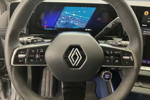 Renault Scénic (2025) thumbnail 2