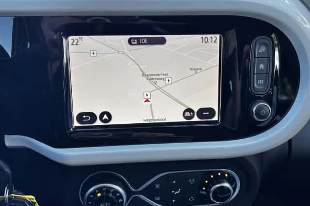 Renault Twingo (2022) thumbnail 5