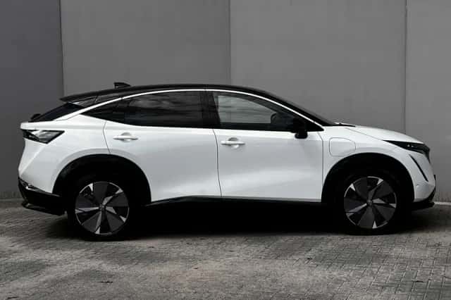 Nissan Ariya (2022) thumbnail 3