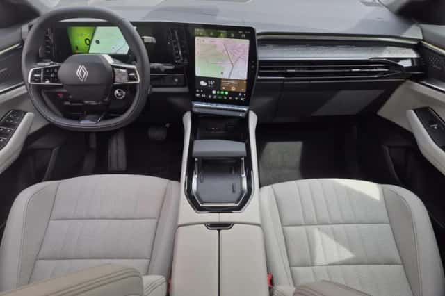 Renault Espace (2025) thumbnail 2