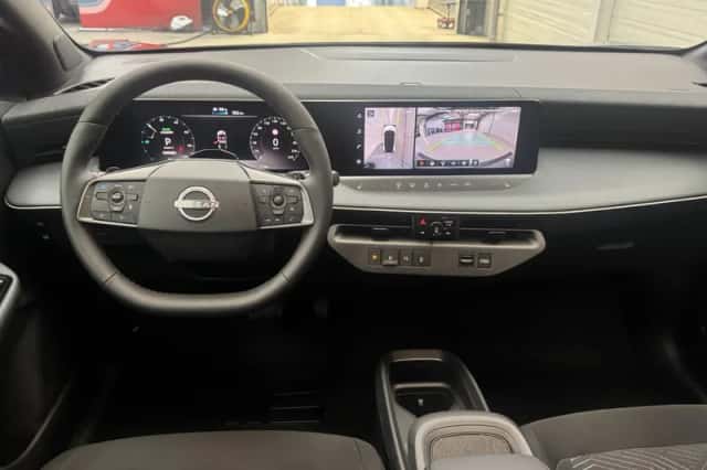Nissan Leaf (2026) thumbnail 2