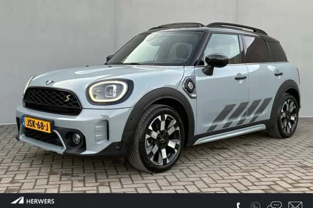 MINI Countryman (2023) thumbnail 1