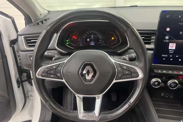 Renault Captur (2020) thumbnail 2