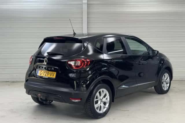 Renault Captur (2019) thumbnail 3