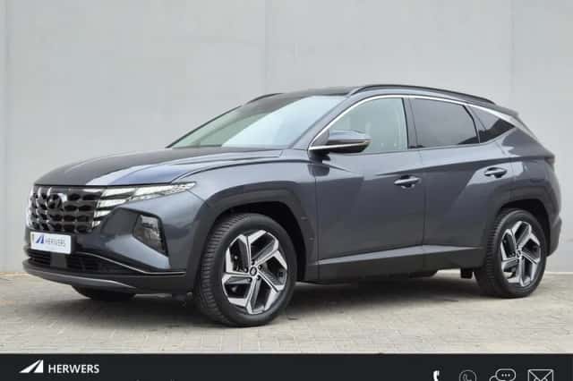 Hyundai Tucson (2022) thumbnail 1