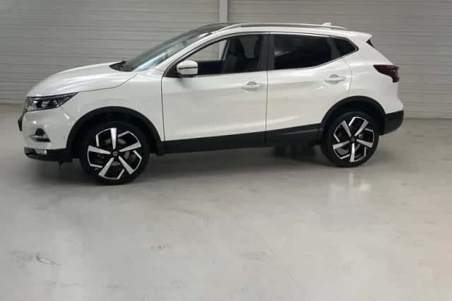 Nissan Qashqai (2019) thumbnail 4