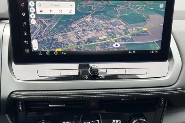 Nissan Qashqai (2024) thumbnail 4
