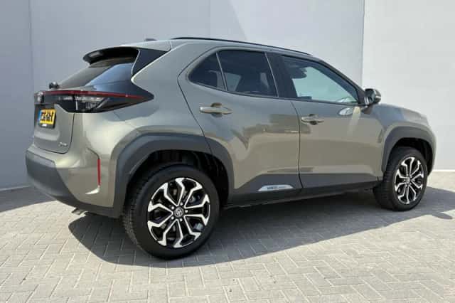 Toyota Yaris Cross (2025) thumbnail 3