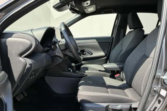 Toyota Yaris Cross (2025) thumbnail 6