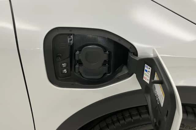 Nissan Leaf (2026) thumbnail 4