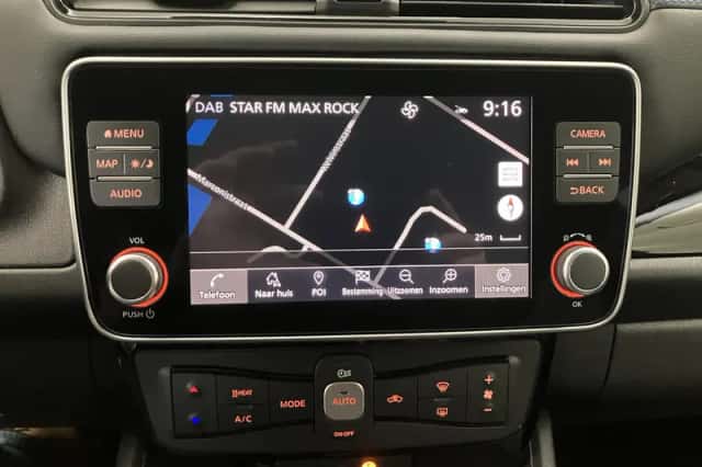 Nissan Leaf (2022) thumbnail 5