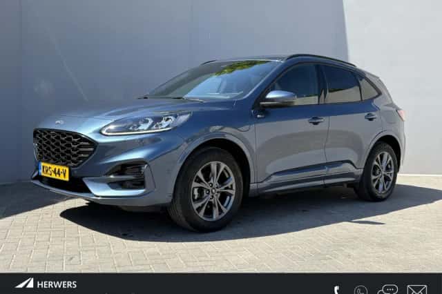 Ford Kuga (2023) thumbnail 1