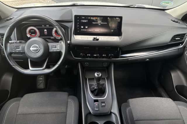 Nissan Qashqai (2023) thumbnail 2