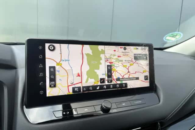 Nissan Qashqai (2023) thumbnail 4