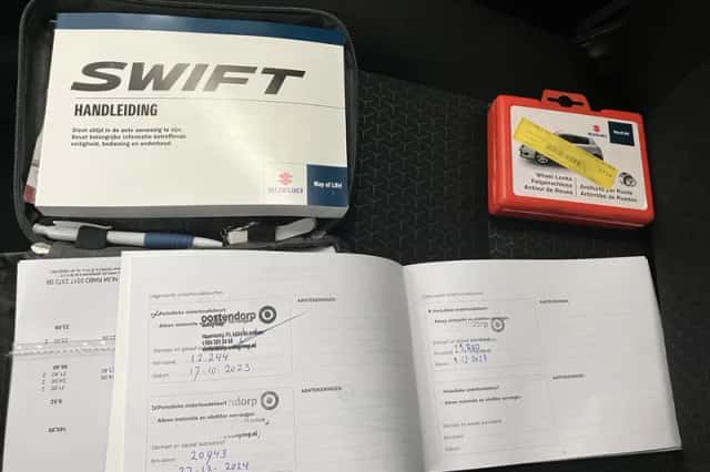 Suzuki Swift (2021) thumbnail 6