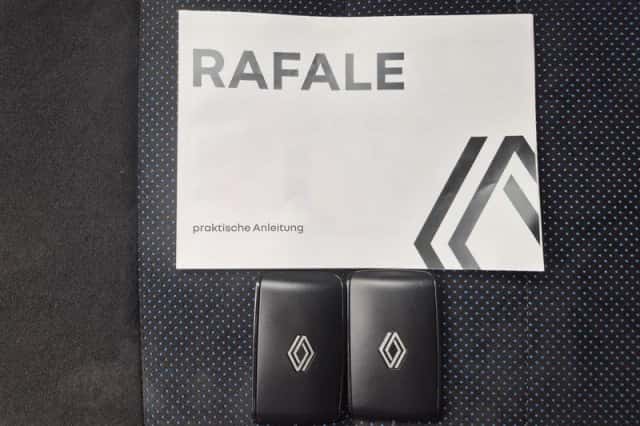 Renault Rafale (2025) thumbnail 5
