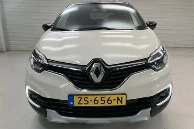Renault Captur (2019) thumbnail 3