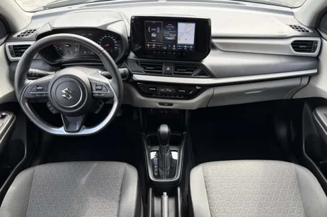 Suzuki Swift (2026) thumbnail 2