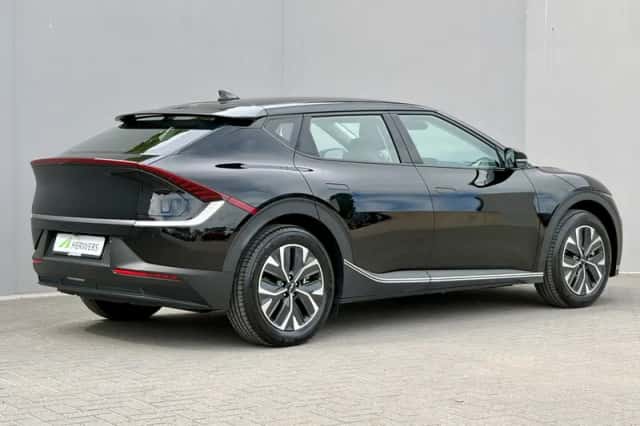 Kia EV6 (2024) thumbnail 3