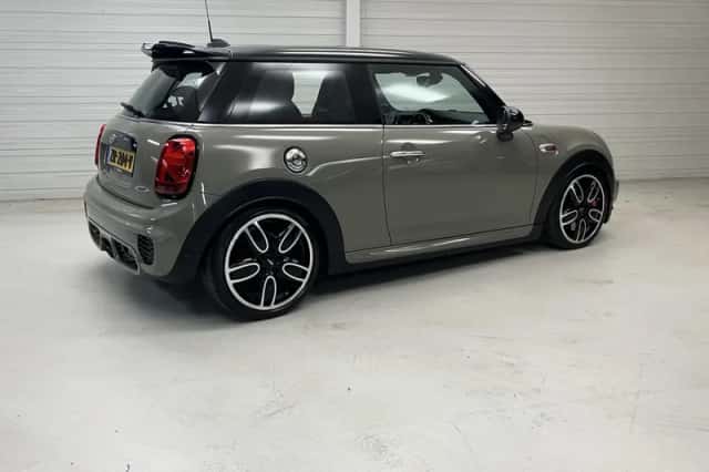 MINI John Cooper Works (2019) thumbnail 5