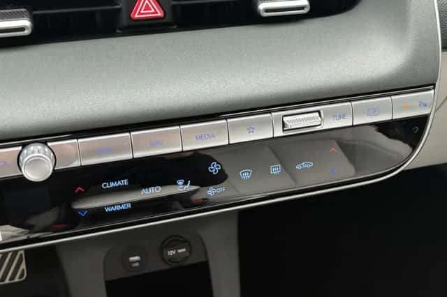 Hyundai Ioniq 5 (2024) thumbnail 4