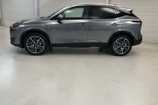 Nissan Qashqai (2024) thumbnail 5