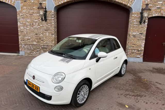 Fiat 500 (2008) thumbnail 2