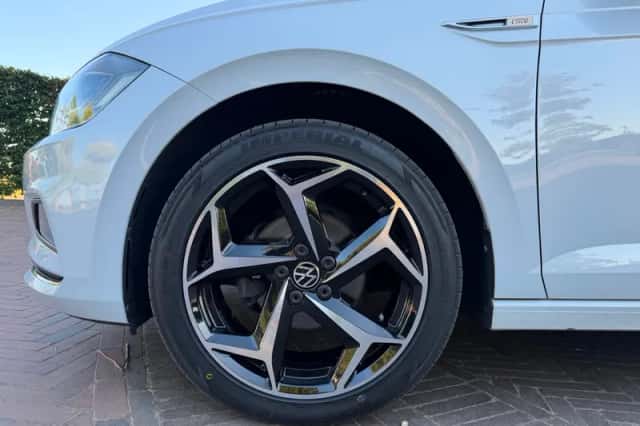 Volkswagen Polo (2019) thumbnail 5