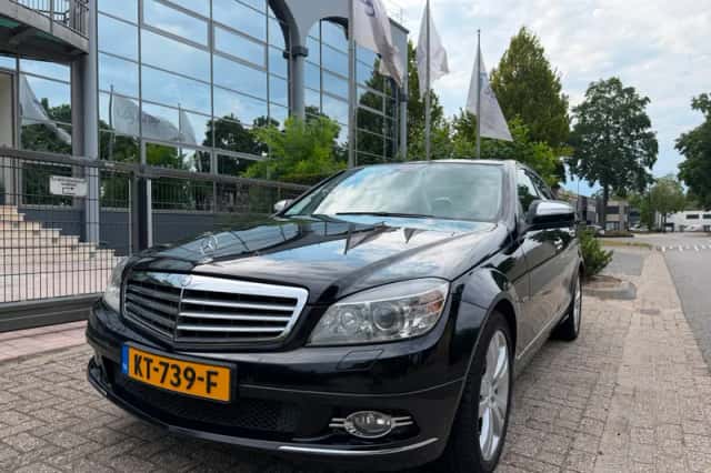 Mercedes-Benz C-Klasse (2008) thumbnail 1
