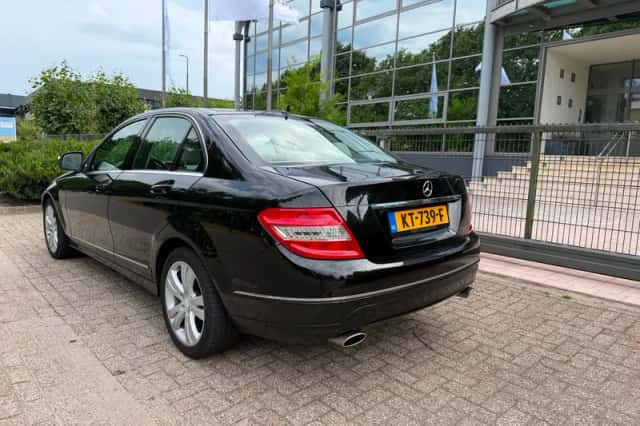 Mercedes-Benz C-Klasse (2008) thumbnail 3