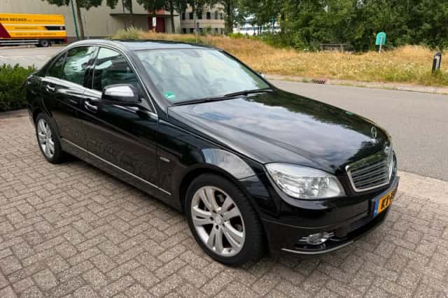 Mercedes-Benz C-Klasse (2008) thumbnail 5