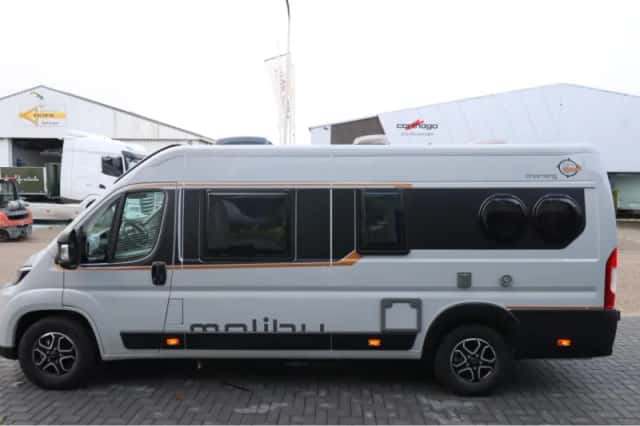 Malibu Van (2025) thumbnail 3