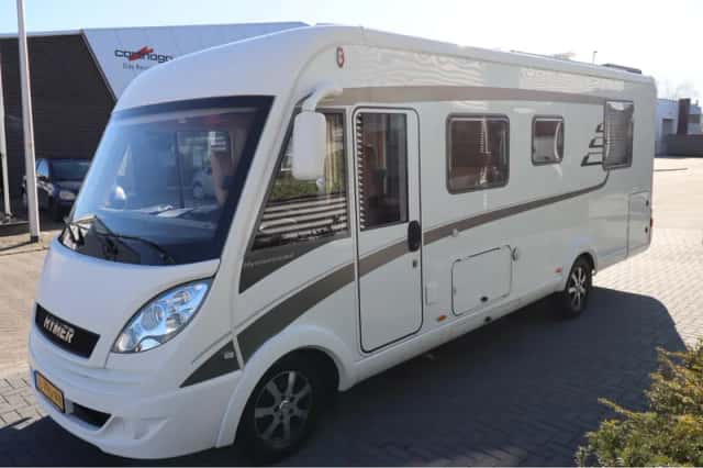 Hymer B 698 (2015) thumbnail 6