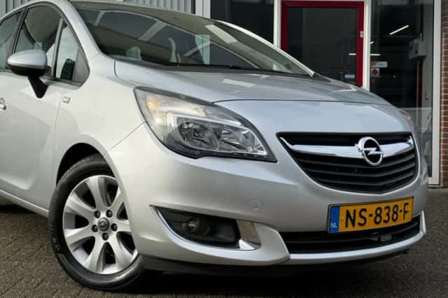 Opel Meriva (2014) thumbnail 2